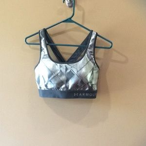 Women’s sports bra